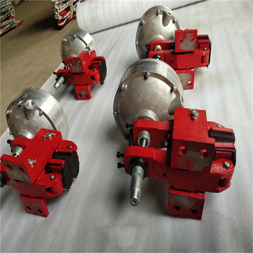 什么是鉗盤式制動器？